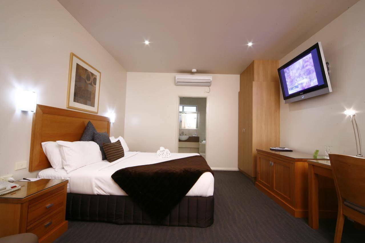 The Wyndhamere Motel Шеппартон Номер фото